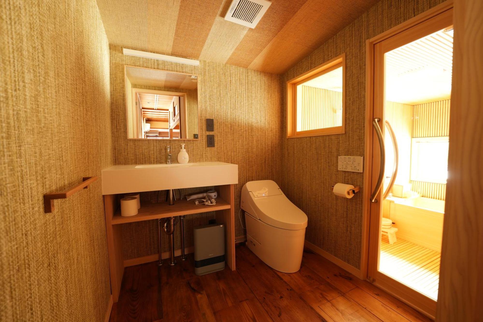 Rikka Baba Ni Apartman Takajama Kültér fotó